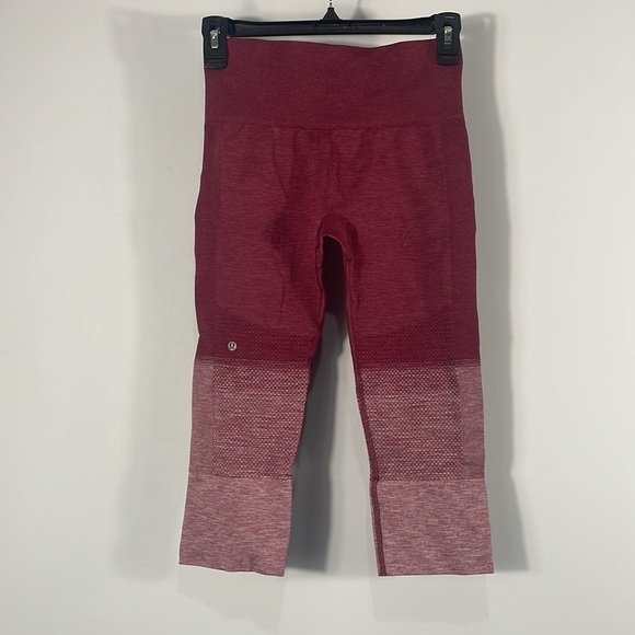 Lululemon, Ebb to street, Size 4, crimson, seamless,leggings, compression,crop - Picture 2 of 7